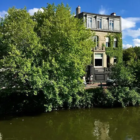 Les Toquées Maison d'hôtes-3